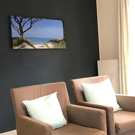 Ostsee Lodges Mit Wellnessbereich Timmendorfer Strand Exterior photo