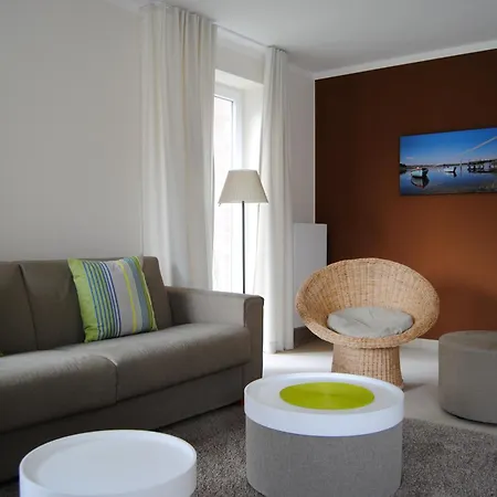 Ostsee Lodges Mit Wellnessbereich Timmendorfer Strand Exterior photo